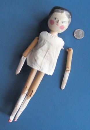 Victorian style PENNY PEG WOODEN DOLL jointed DUTCH 11  