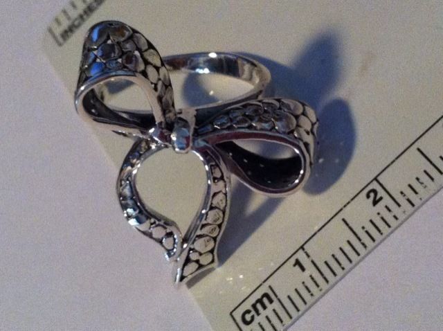 size 9 Sterling Silver XLarge Fancy Bow Ring  